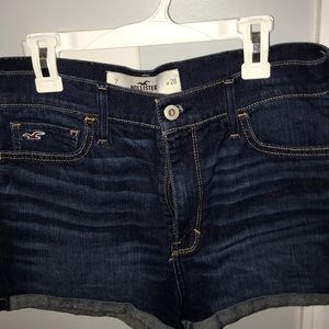 Hollister high wasted shorts